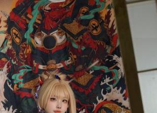 Cat Demon喵崽的兔女郎图透过屏幕：碧蓝档案里最神奇的原图！